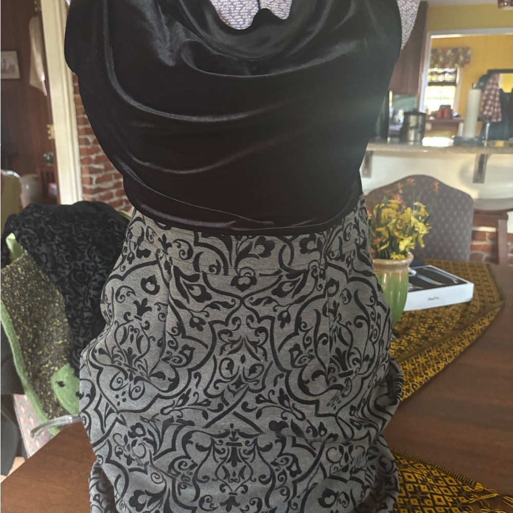 Lands' End Black and Gray Patterned Pencil Skirt